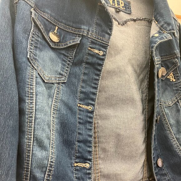 VIP Blue Denim Jean Jacket Women's Size Medium. - Picture 3 of 7